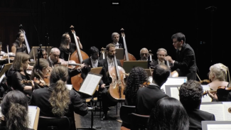Nuno Coelho conducts Mozart Symphony No. 33