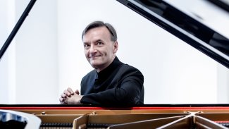 Stephen Hough