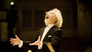 Masaaki Suzuki 