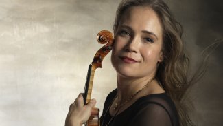 Leila Josefowicz © Tom Zimberoff