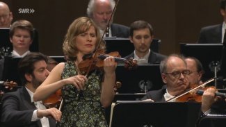 Lisa Batiashvili - Dvořák: Violin Concerto with Berlin Philharmonic/Sir Simon Rattle (excerpt) Thumbnail