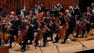 Elim Chan - Britten: Peter Grimes - Four Sea Interludes - 4th Mvt - London Symphony Orchestra Thumbnail