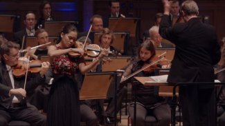 Esther Yoo - Bruch: Violin Concerto Thumbnail