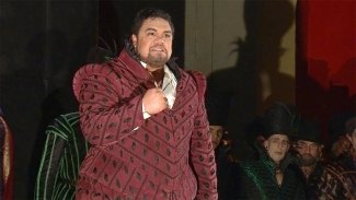 Rigoletto Moving Moment # 2 - featuring Pene Pati as The Duke of Mantua Thumbnail