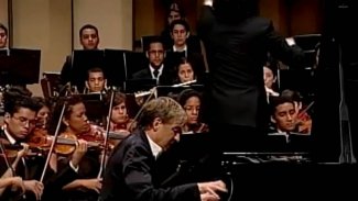 Grieg Piano Concerto in A minor, Op.16 - I.Allegro II parte Jean-Yves Thibaudet Gustavo Dudamel Thumbnail
