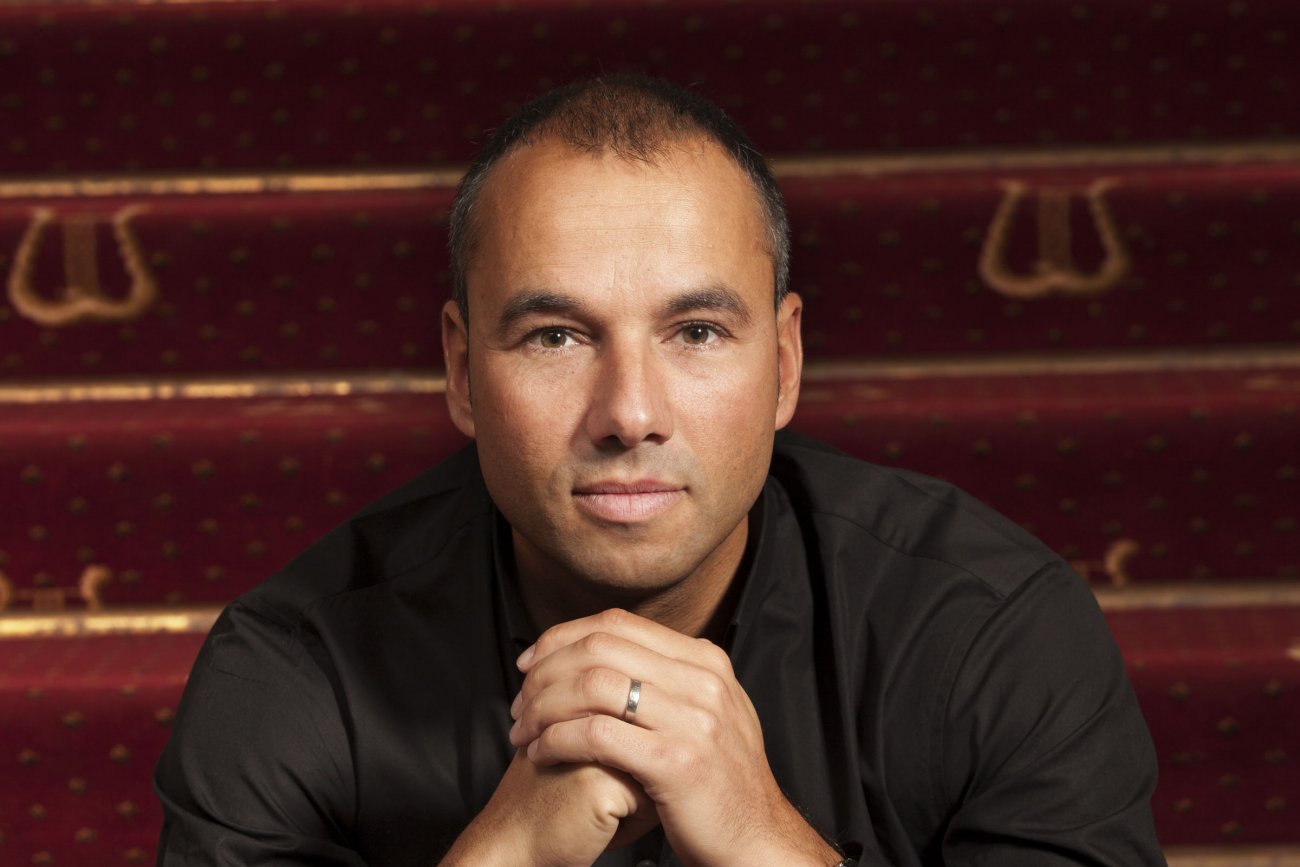 Lawrence Renes | HarrisonParrott