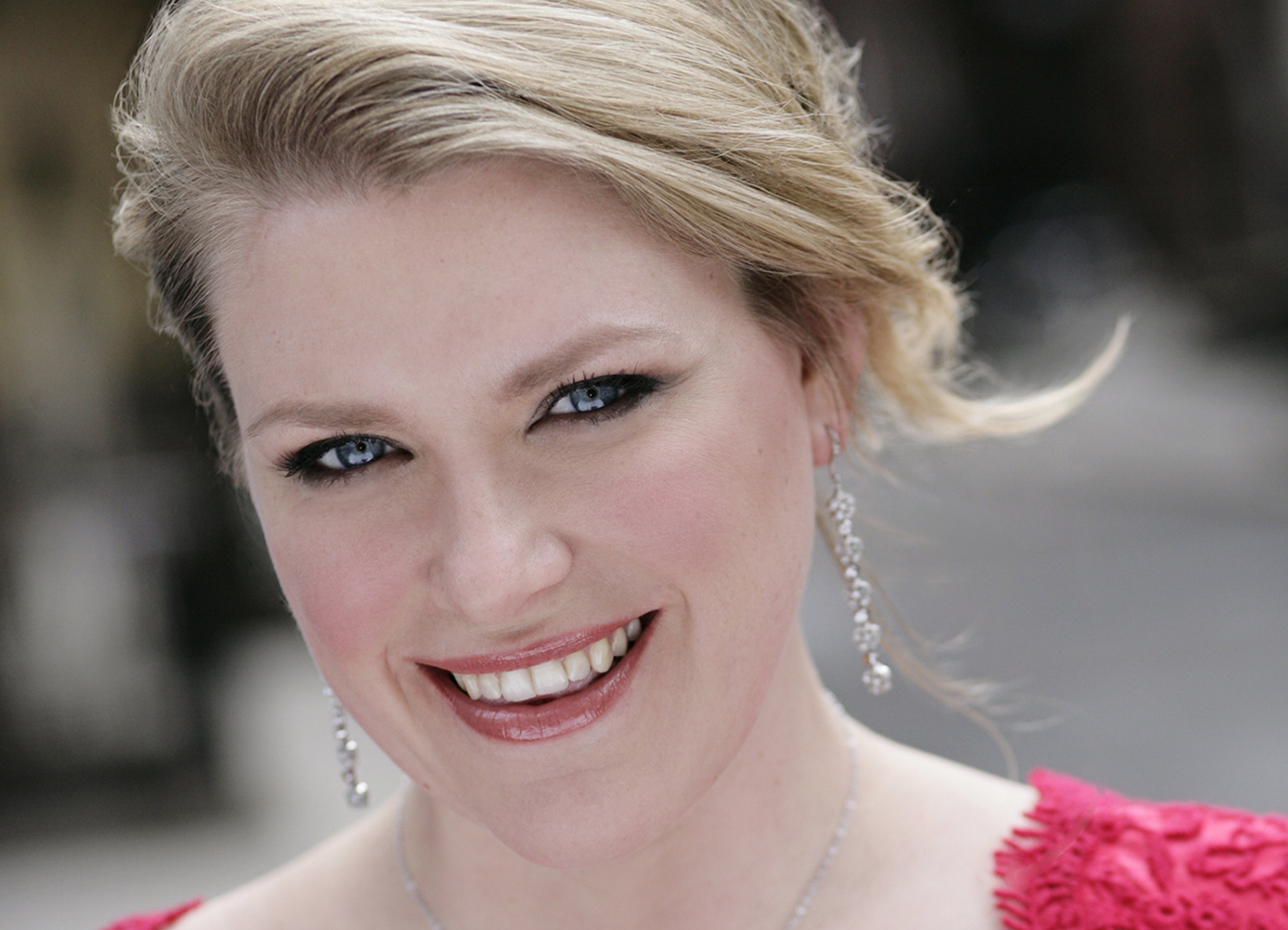 Erin Wall joins Bernard Haitink and the London Symphony Orchestra