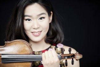 Esther Yoo