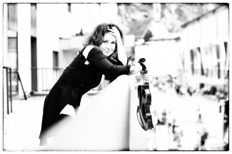 Patricia Kopatchinskaja - credit Sasha Muravyeva