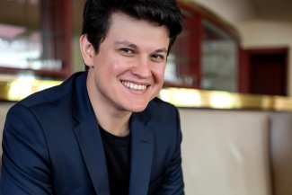 Aziz Shokhakimov