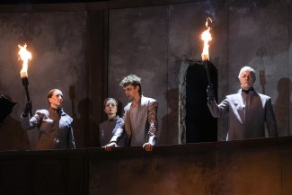 Lohengrin7_Christopher Sokolowski, Chor und Extrachor_Foto Jörg Landsberg.jpg