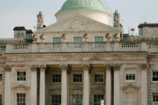 Somerset House pexels-sofia-marquet-453708414-18504550.jpg