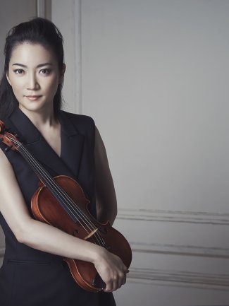 Akiko Suwanai