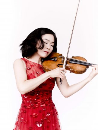 Esther Yoo