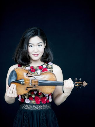 Esther Yoo