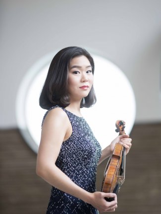 Esther Yoo