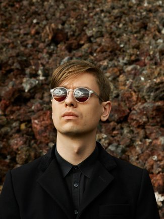 Víkingur Ólafsson signs to Deutsche Grammophon | HarrisonParrott