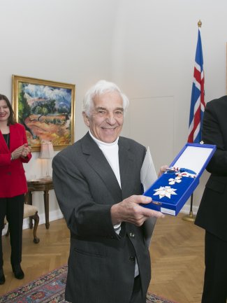 Vladimir ashkenazy order of falcon Iceland Symphony Orchestra