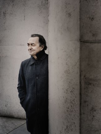 Pierre-Laurent Aimard003_Marco Borggreve.jpg