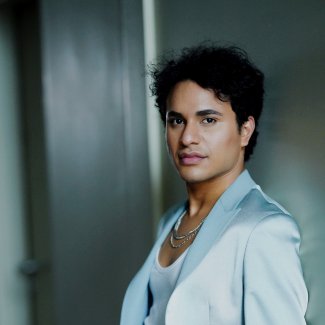 Meet Samuel Mariño - gender defying male soprano